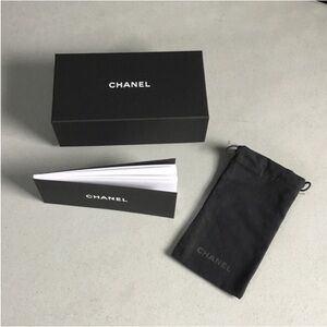 CHANEL SMALL BOX TOP LID LOGO PRINTED WITH DUST BAG LOGO PRINTED BOOK ATTACH